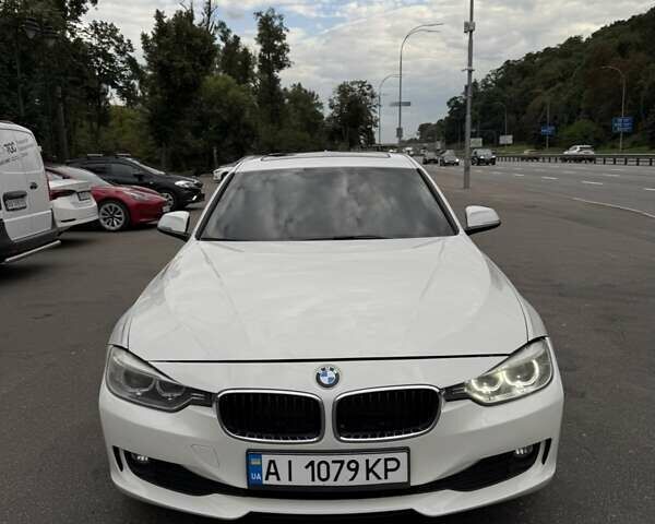 Белый БМВ 3 Серия, объемом двигателя 2 л и пробегом 171 тыс. км за 13000 $, фото 3 на Automoto.ua