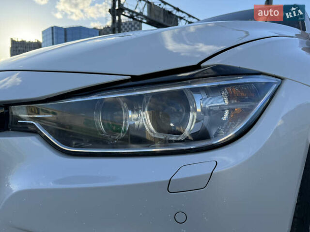 Білий БМВ 3 Серія, об'ємом двигуна 2 л та пробігом 262 тис. км за 15000 $, фото 6 на Automoto.ua