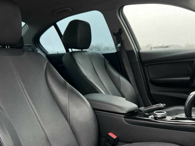 Белый БМВ 3 Серия, объемом двигателя 2 л и пробегом 297 тыс. км за 10650 $, фото 16 на Automoto.ua