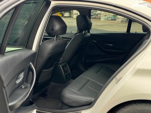 Белый БМВ 3 Серия, объемом двигателя 2 л и пробегом 189 тыс. км за 13290 $, фото 33 на Automoto.ua