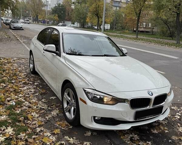БМВ 3 Серия 2014 в Киеве на Automoto.ua Белый БМВ 3 Серия, объемом двигателя 2 л и пробегом 105 тыс. км за 12300 $, фото 1 на Automoto.ua