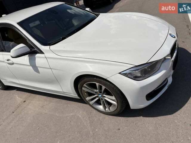 Білий БМВ 3 Серія, об'ємом двигуна 2 л та пробігом 192 тис. км за 12500 $, фото 2 на Automoto.ua