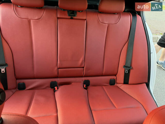 Білий БМВ 3 Серія, об'ємом двигуна 2 л та пробігом 262 тис. км за 15000 $, фото 12 на Automoto.ua