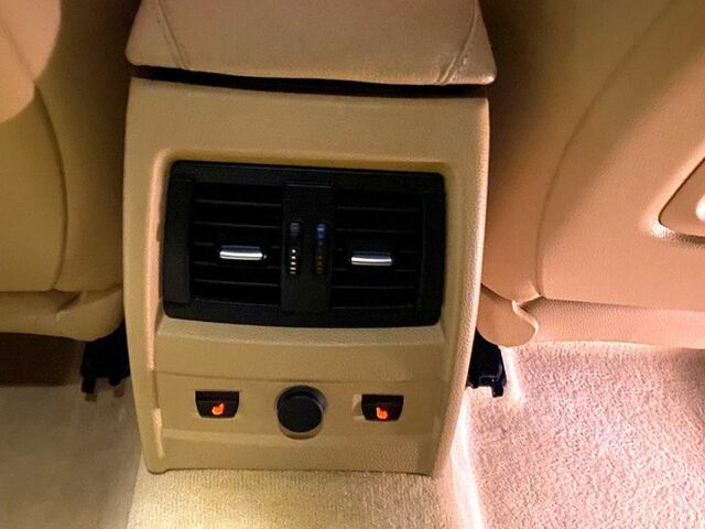 Белый БМВ 3 Серия, объемом двигателя 2 л и пробегом 105 тыс. км за 12700 $, фото 11 на Automoto.ua