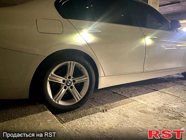 Белый БМВ 3 Серия, объемом двигателя 2 л и пробегом 105 тыс. км за 12700 $, фото 13 на Automoto.ua