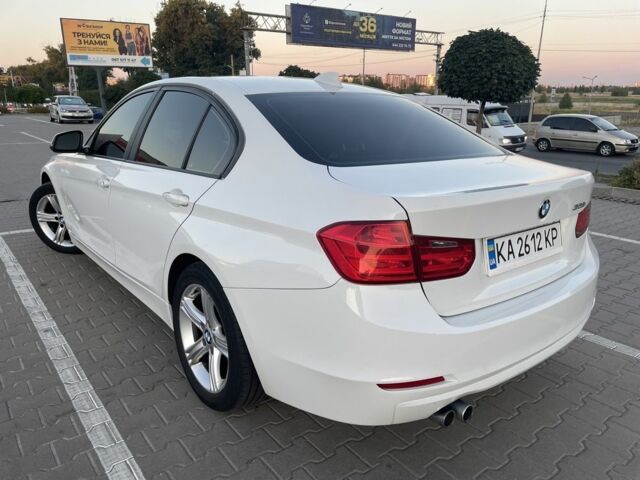 Білий БМВ 3 Серія, об'ємом двигуна 2 л та пробігом 189 тис. км за 11700 $, фото 2 на Automoto.ua