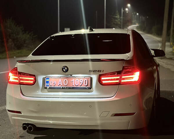Белый БМВ 3 Серия, объемом двигателя 2 л и пробегом 268 тыс. км за 11999 $, фото 74 на Automoto.ua