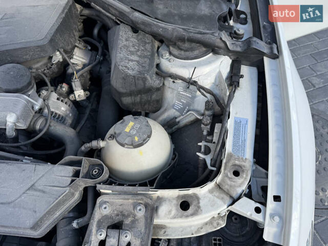 Белый БМВ 3 Серия, объемом двигателя 2 л и пробегом 116 тыс. км за 15900 $, фото 30 на Automoto.ua