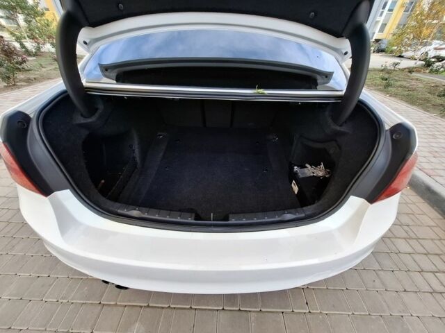 БМВ 3 Серія 2014 у Одесі на Automoto.ua Білий БМВ 3 Серія, об'ємом двигуна 2 л та пробігом 1 тис. км за 9900 $, фото 16 на Automoto.ua