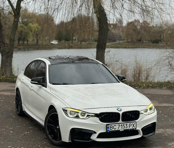 Белый БМВ 3 Серия, объемом двигателя 2 л и пробегом 190 тыс. км за 13500 $, фото 1 на Automoto.ua