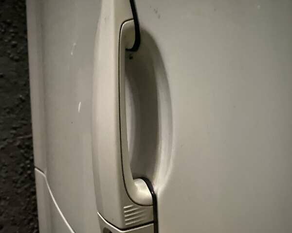 БМВ 3 Серия 2014 в Киеве на Automoto.ua Белый БМВ 3 Серия, объемом двигателя 2 л и пробегом 105 тыс. км за 12300 $, фото 18 на Automoto.ua