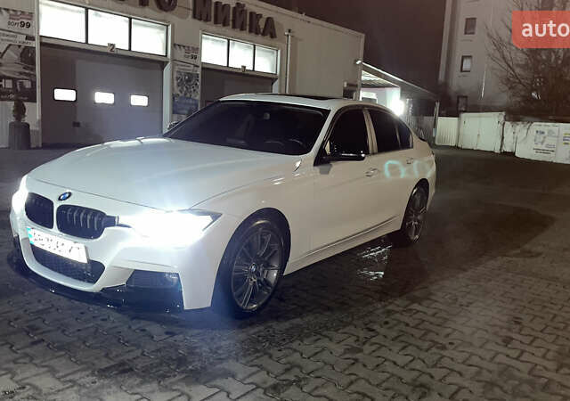 Белый БМВ 3 Серия, объемом двигателя 2 л и пробегом 146 тыс. км за 13000 $, фото 2 на Automoto.ua