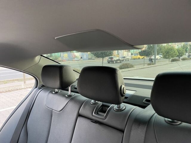 Білий БМВ 3 Серія, об'ємом двигуна 2 л та пробігом 189 тис. км за 11700 $, фото 8 на Automoto.ua