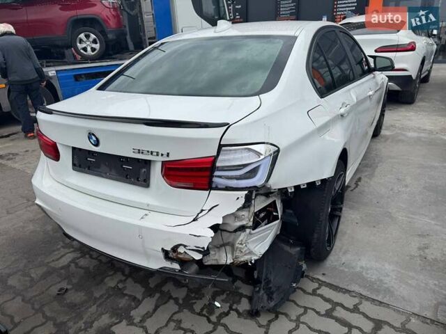 Білий БМВ 3 Серія, об'ємом двигуна 2 л та пробігом 171 тис. км за 10950 $, фото 6 на Automoto.ua