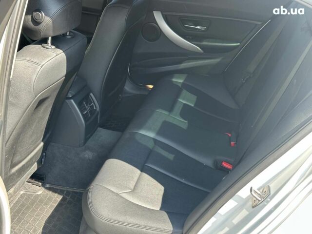 Білий БМВ 3 Серія, об'ємом двигуна 2 л та пробігом 184 тис. км за 12990 $, фото 14 на Automoto.ua