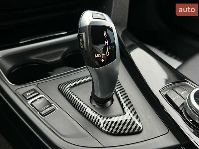 Білий БМВ 3 Серія, об'ємом двигуна 2 л та пробігом 297 тис. км за 10650 $, фото 12 на Automoto.ua