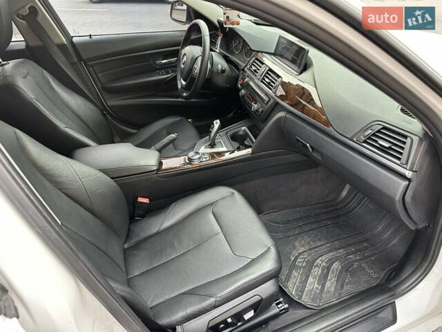 Білий БМВ 3 Серія, об'ємом двигуна 2.98 л та пробігом 162 тис. км за 16700 $, фото 25 на Automoto.ua