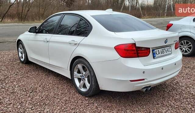 Білий БМВ 3 Серія, об'ємом двигуна 2 л та пробігом 180 тис. км за 12800 $, фото 2 на Automoto.ua