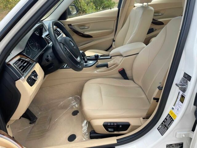 Білий БМВ 3 Серія, об'ємом двигуна 2 л та пробігом 84 тис. км за 6000 $, фото 8 на Automoto.ua