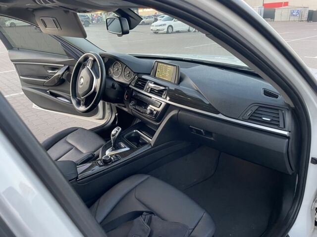 Білий БМВ 3 Серія, об'ємом двигуна 2 л та пробігом 189 тис. км за 11700 $, фото 6 на Automoto.ua