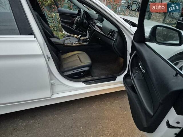 Белый БМВ 3 Серия, объемом двигателя 2 л и пробегом 290 тыс. км за 10700 $, фото 13 на Automoto.ua