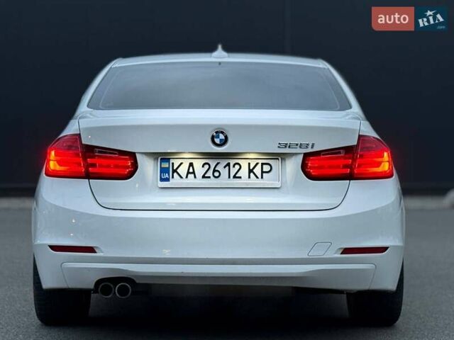 Белый БМВ 3 Серия, объемом двигателя 2 л и пробегом 197 тыс. км за 11500 $, фото 15 на Automoto.ua