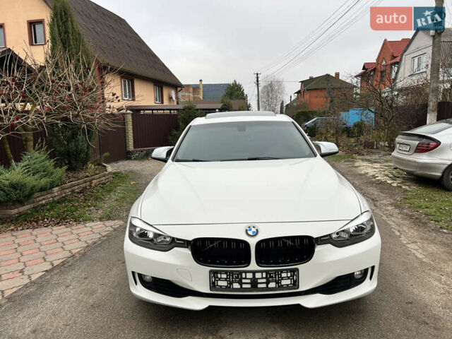 Білий БМВ 3 Серія, об'ємом двигуна 2 л та пробігом 237 тис. км за 11700 $, фото 2 на Automoto.ua