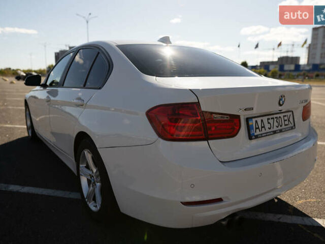 Білий БМВ 3 Серія, об'ємом двигуна 2 л та пробігом 207 тис. км за 14000 $, фото 5 на Automoto.ua