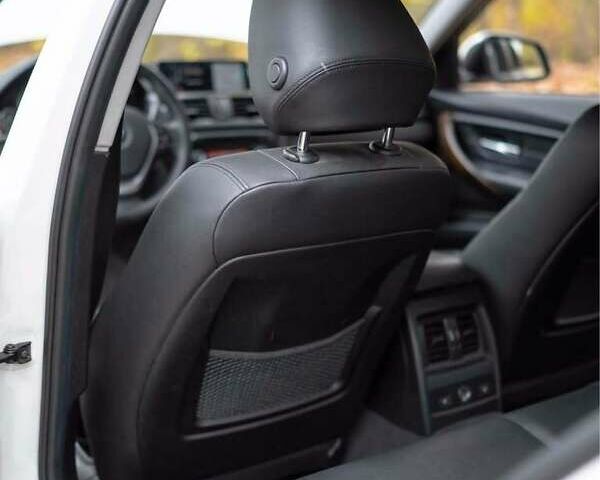 Белый БМВ 3 Серия, объемом двигателя 2 л и пробегом 156 тыс. км за 13700 $, фото 5 на Automoto.ua