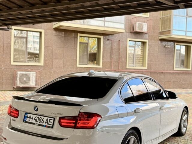 Белый БМВ 3 Серия, объемом двигателя 2 л и пробегом 250 тыс. км за 11800 $, фото 8 на Automoto.ua