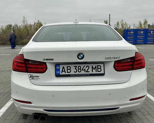 Білий БМВ 3 Серія, об'ємом двигуна 2 л та пробігом 210 тис. км за 14000 $, фото 5 на Automoto.ua