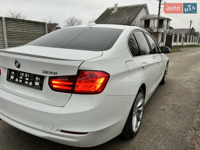 Білий БМВ 3 Серія, об'ємом двигуна 2 л та пробігом 237 тис. км за 11700 $, фото 15 на Automoto.ua