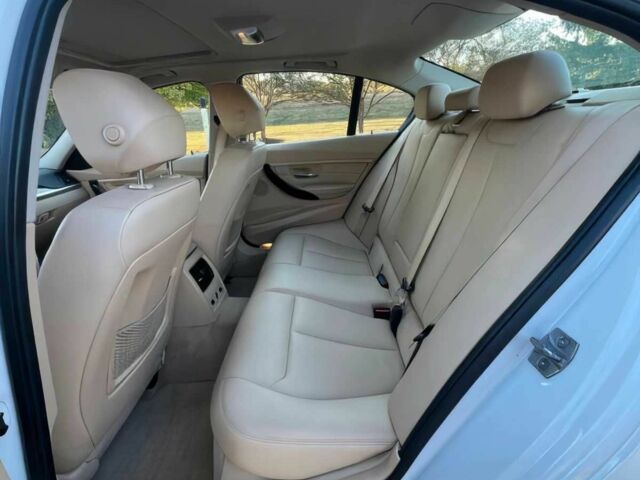 Білий БМВ 3 Серія, об'ємом двигуна 2 л та пробігом 88 тис. км за 3700 $, фото 12 на Automoto.ua