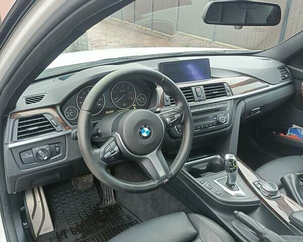 Білий БМВ 3 Серія, об'ємом двигуна 2 л та пробігом 292 тис. км за 13500 $, фото 12 на Automoto.ua