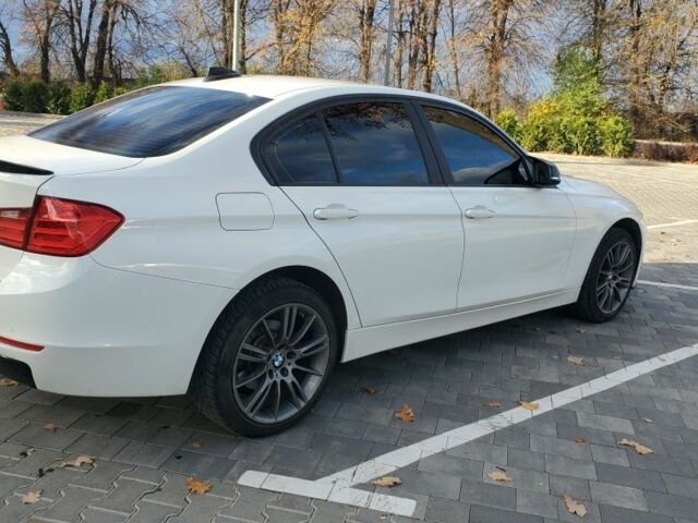 Білий БМВ 3 Серія, об'ємом двигуна 2 л та пробігом 145 тис. км за 12500 $, фото 4 на Automoto.ua