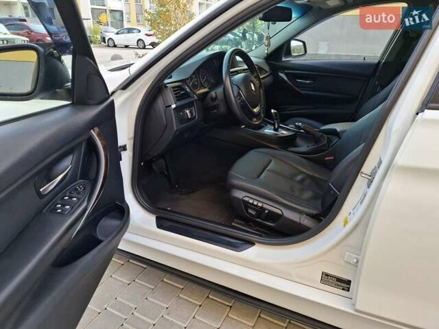 Білий БМВ 3 Серія, об'ємом двигуна 2 л та пробігом 240 тис. км за 9900 $, фото 7 на Automoto.ua