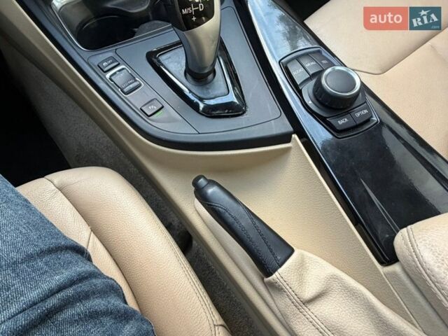 Білий БМВ 3 Серія, об'ємом двигуна 2 л та пробігом 195 тис. км за 10000 $, фото 18 на Automoto.ua