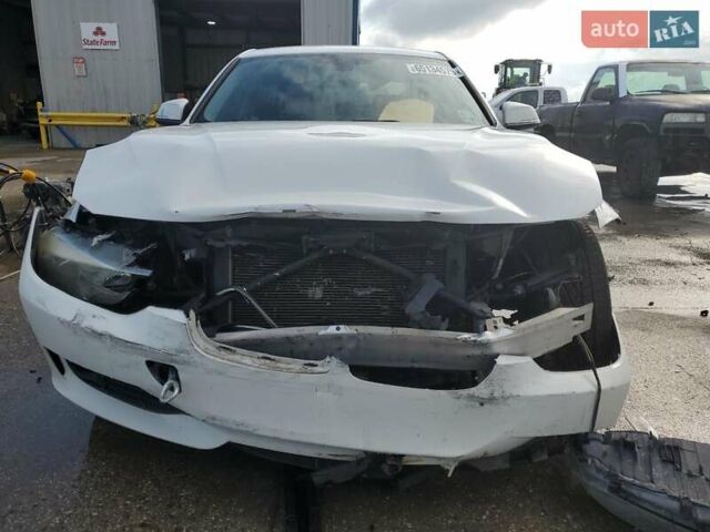 Белый БМВ 3 Серия, объемом двигателя 2 л и пробегом 257 тыс. км за 2400 $, фото 4 на Automoto.ua