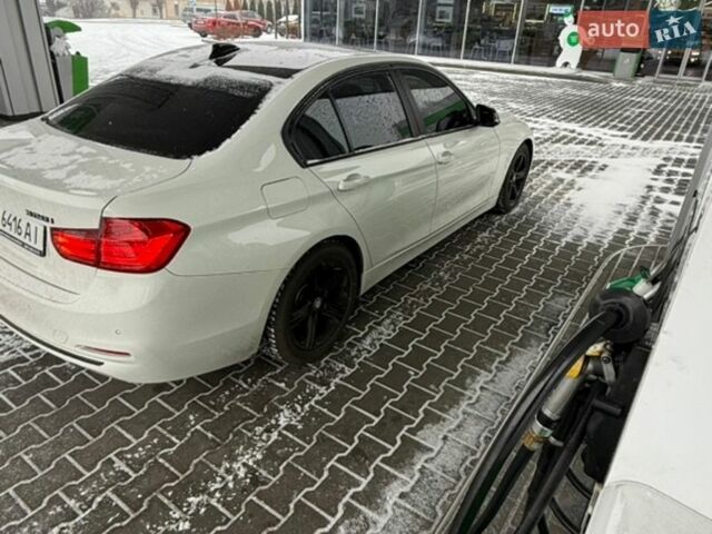 Білий БМВ 3 Серія, об'ємом двигуна 2 л та пробігом 217 тис. км за 11500 $, фото 6 на Automoto.ua
