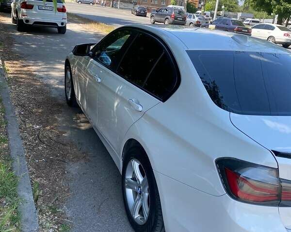 Белый БМВ 3 Серия, объемом двигателя 2 л и пробегом 172 тыс. км за 13000 $, фото 5 на Automoto.ua