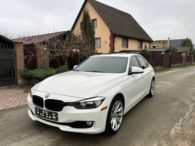 Белый БМВ 3 Серия, объемом двигателя 2 л и пробегом 237 тыс. км за 11900 $, фото 1 на Automoto.ua