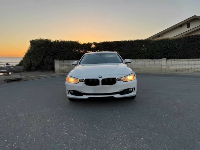 Белый БМВ 3 Серия, объемом двигателя 2 л и пробегом 89 тыс. км за 7000 $, фото 1 на Automoto.ua