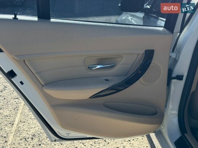 Белый БМВ 3 Серия, объемом двигателя 2 л и пробегом 252 тыс. км за 11500 $, фото 14 на Automoto.ua