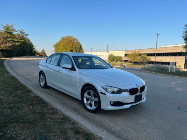 Белый БМВ 3 Серия, объемом двигателя 2 л и пробегом 88 тыс. км за 3600 $, фото 2 на Automoto.ua