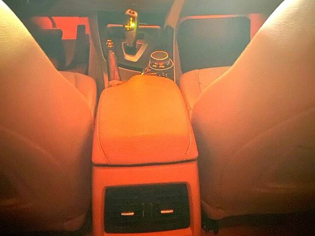 Белый БМВ 3 Серия, объемом двигателя 2 л и пробегом 105 тыс. км за 12700 $, фото 10 на Automoto.ua