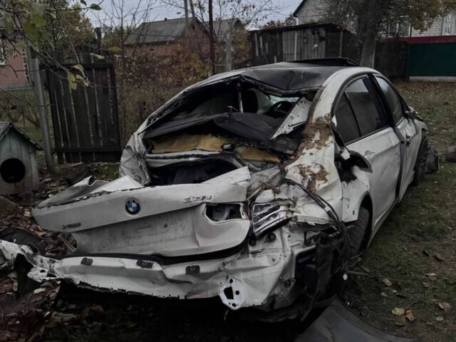 Білий БМВ 3 Серія, об'ємом двигуна 2 л та пробігом 92 тис. км за 5200 $, фото 4 на Automoto.ua