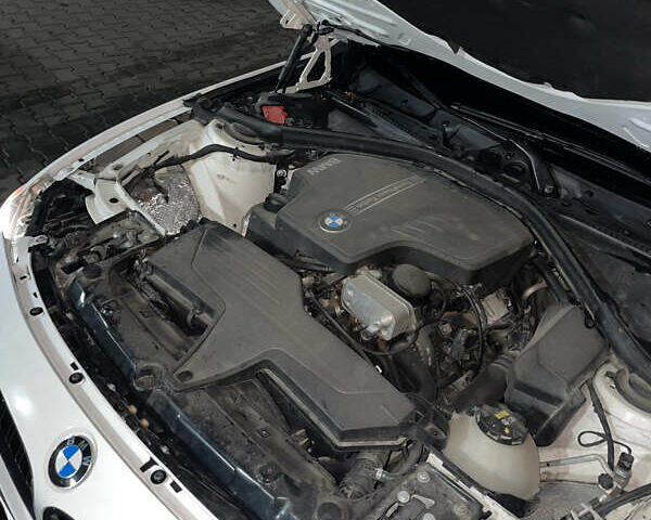 Белый БМВ 3 Серия, объемом двигателя 2 л и пробегом 146 тыс. км за 13000 $, фото 13 на Automoto.ua