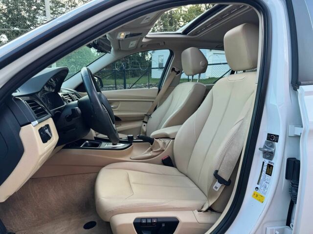 Белый БМВ 3 Серия, объемом двигателя 2 л и пробегом 81 тыс. км за 6400 $, фото 7 на Automoto.ua