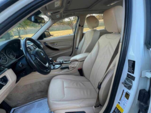 Білий БМВ 3 Серія, об'ємом двигуна 2 л та пробігом 88 тис. км за 3700 $, фото 9 на Automoto.ua