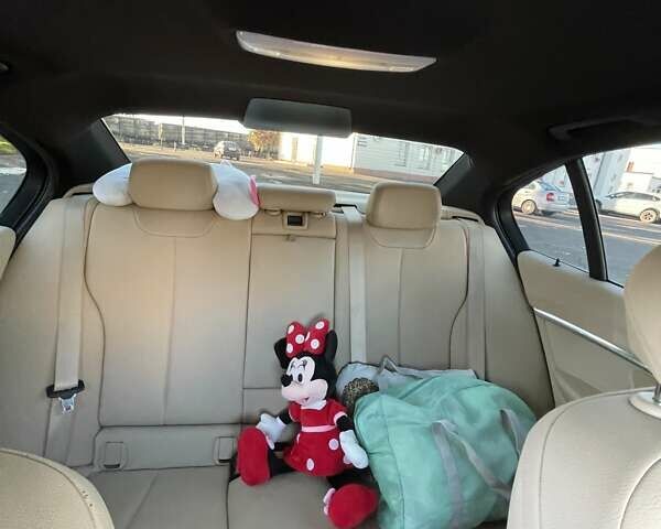 Білий БМВ 3 Серія, об'ємом двигуна 2 л та пробігом 71 тис. км за 15500 $, фото 1 на Automoto.ua